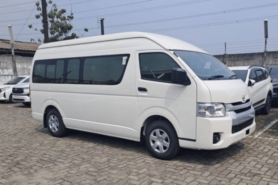 Toyota Hiace Commuter Semarang